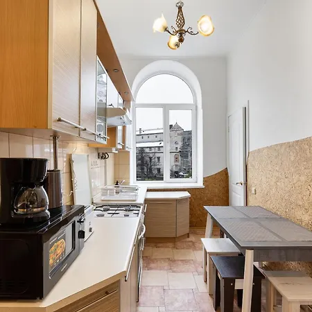 на площі соборній, 17 Lviv